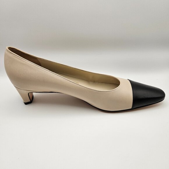 Salvatore Ferragamo Cap-Toe Leather Pumps – Size 7B - Picture 11 of 15